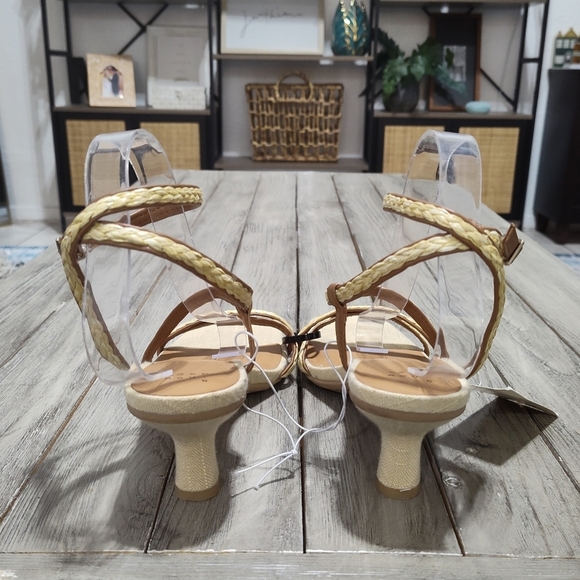 NWT A New Day Irena Sandal Heel in Tan Size 9 - Picture 11 of 12